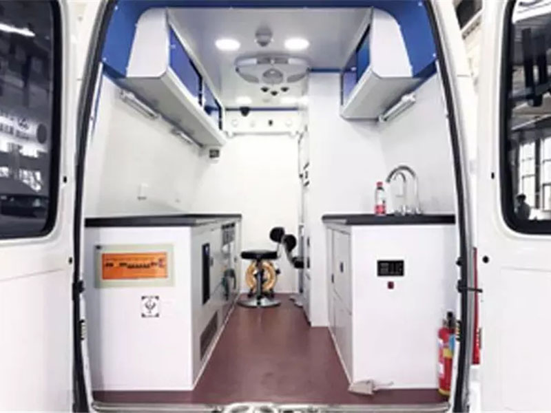 藍牌小卡水質監(jiān)測車