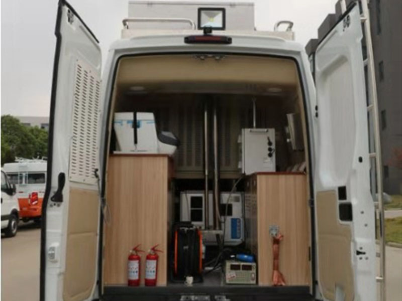 福特V348大氣走航監(jiān)測(cè)車(chē)