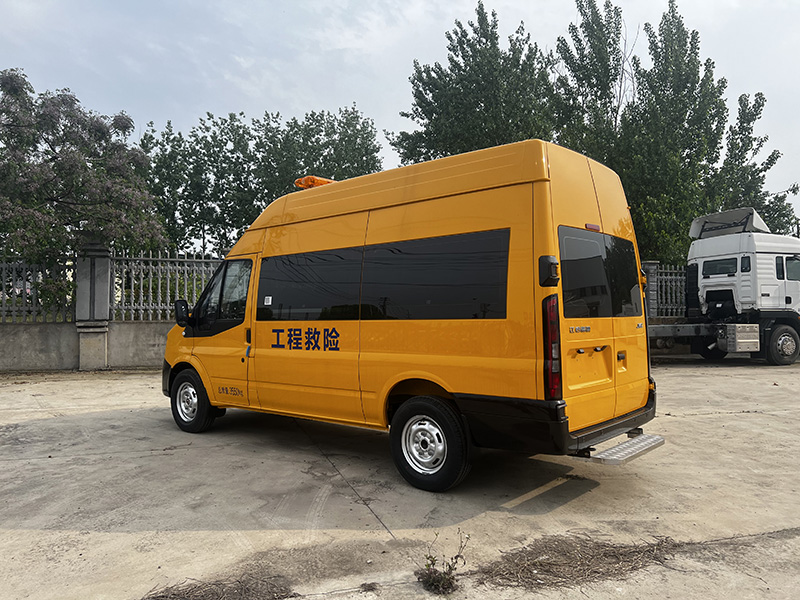 福特福順自動擋救險(xiǎn)車